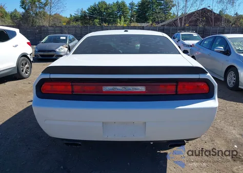2014 Dodge Challenger Sxt из США, поврежденный, VIN 2C3CDYAG1EH214823